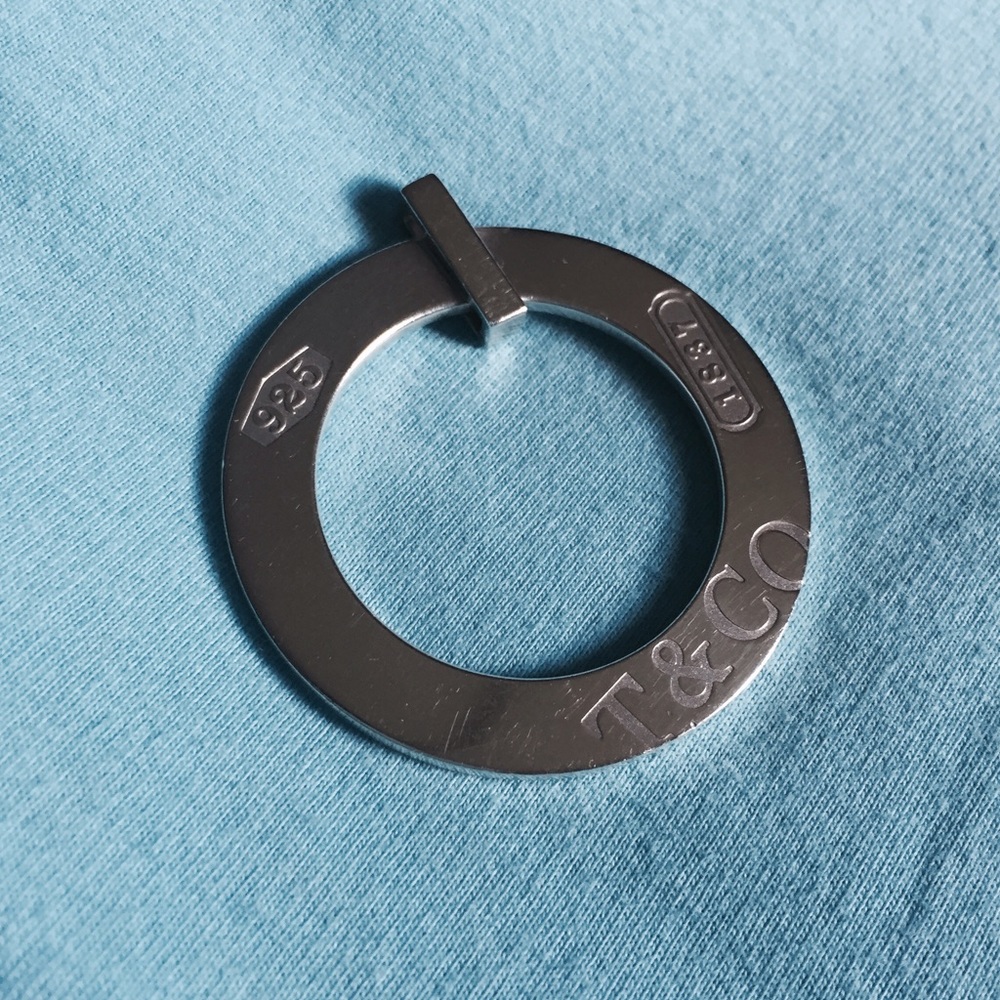 Authentic Tiffany & Co. Classic Circle Pendant